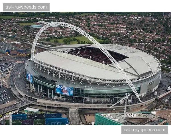 橄榄球行业演变为涵盖赛事运营、装备制造、数字内容的复合型生态 橄榄球行业演变为涵盖赛事运营、装备制造、数字内容的复合型生态